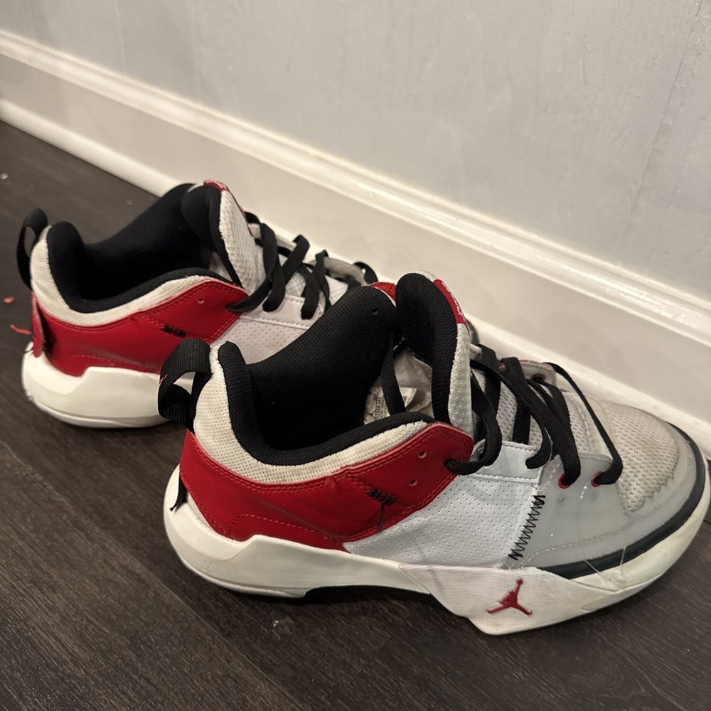Jordan One Take 5 Shoes White GYM RED SNEAKERS Size 6.5Y Used Condition - Picture 9 of 11